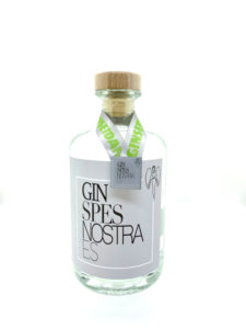 Flasche mit Gin